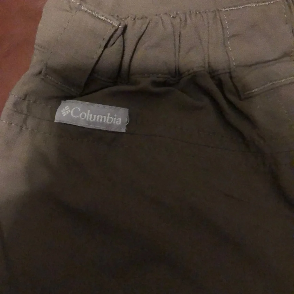 Columbia hiking shorts